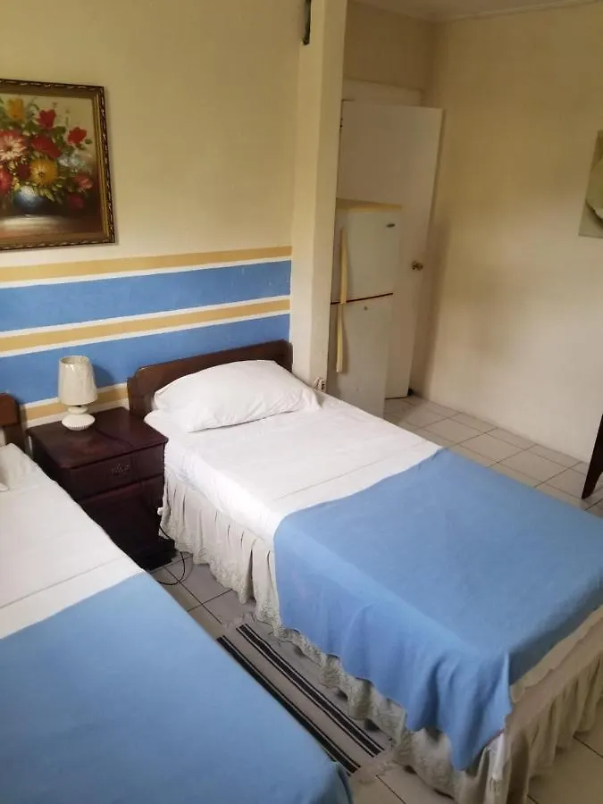 Rio Guesthouses Christ Church